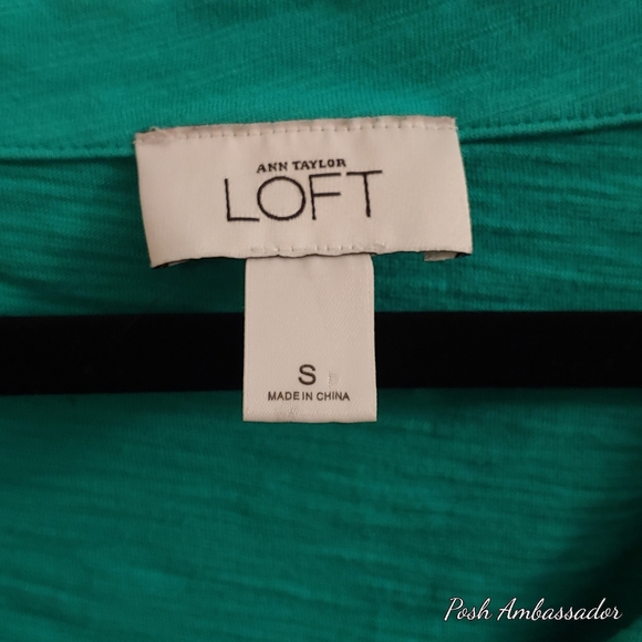 🦋3/$20🦋 LOFT by Ann Taylor top - Picture 6 of 6